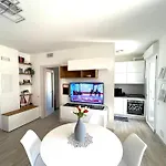 Laura's Διαμέρισμα Κάλιαρι